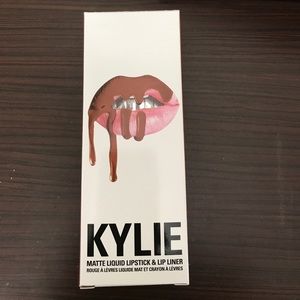 Kylie Cosmetics Brown Sugar Lip Kit