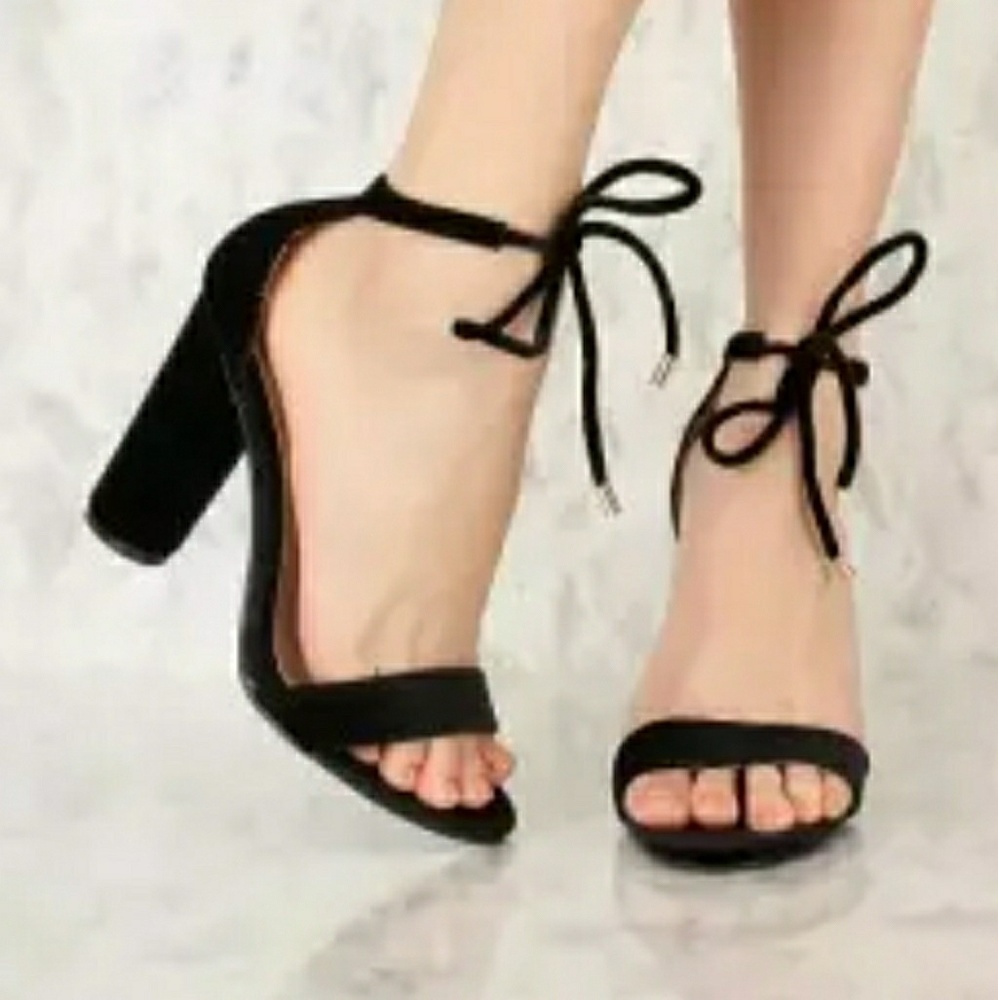 Black Ankle Tie Single Sole Chunky High Heels Velv
