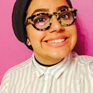 Meet your Posher, Dana