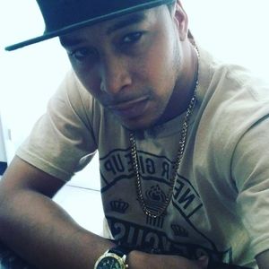 Meet your Posher, Santos