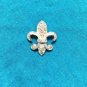 ✨.925 Sterling Silver fleur de lis pendant💎