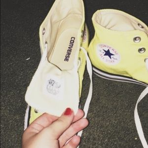 Yellow hightop chucks