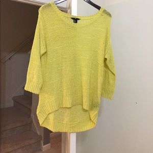 Light weight sweater