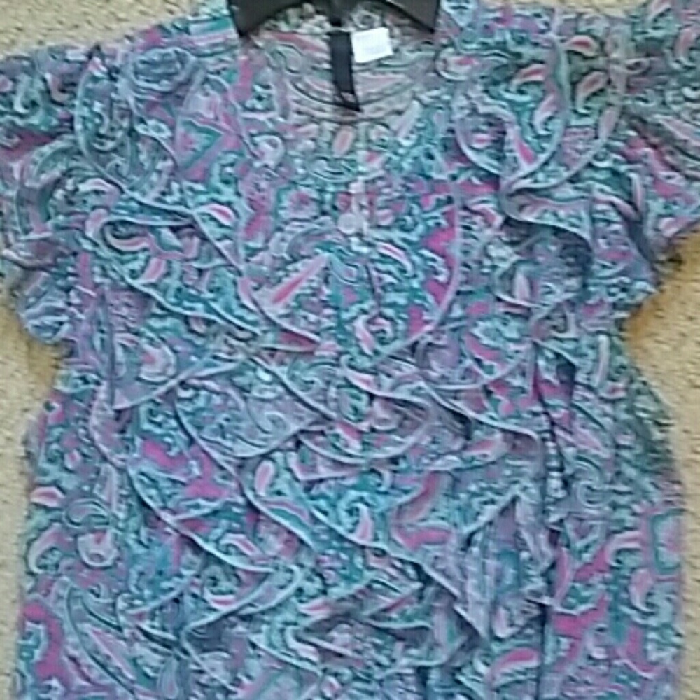 H&M ruffle blouse - Picture 2 of 3