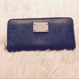 Michael Kors Wallet or Clutch