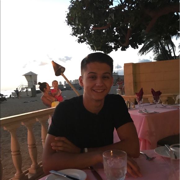 Meet your Posher, Zach - Picture 1 of 1