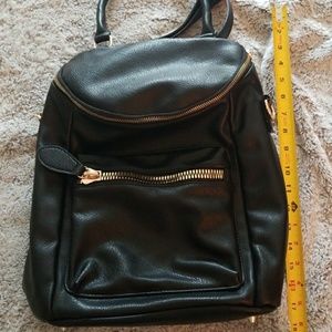 Convertible backpack