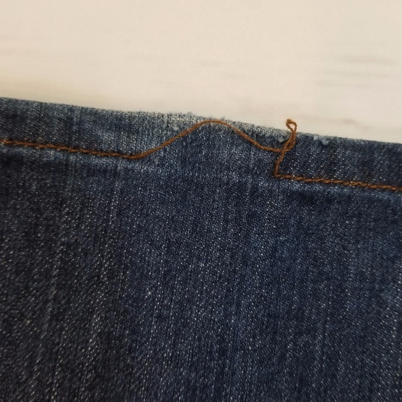 Lucky Brand Jeans - Picture 5 of 6