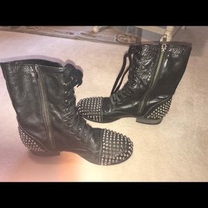 Steve Madden Booties size 7.5