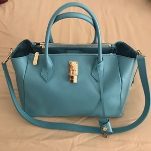 Samantha Thavasa purse