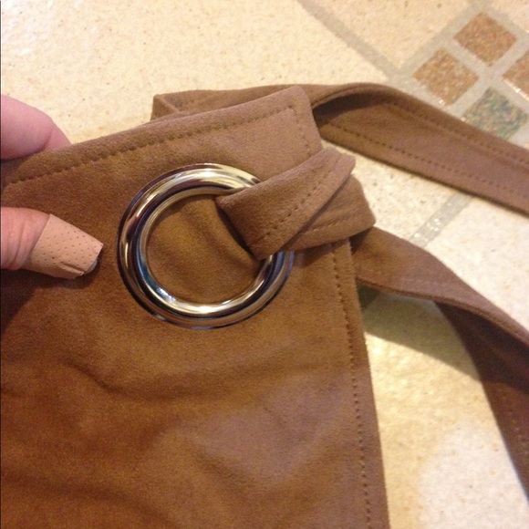 Gorgeous suede like material skirt from express - Picture 3 of 5