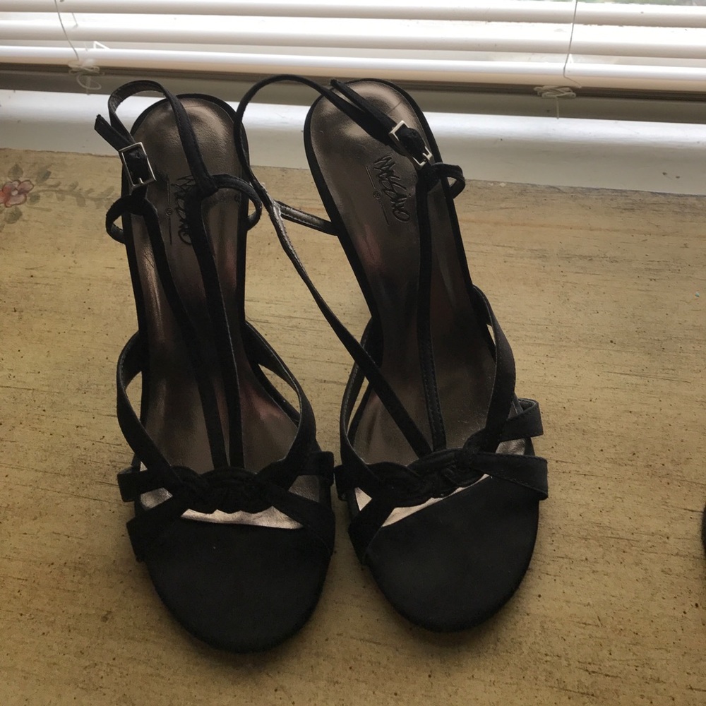 Little Black Shoe size 5