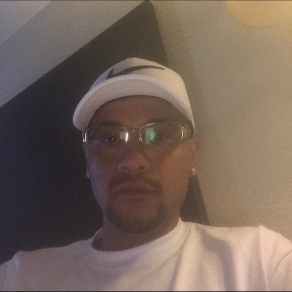 Meet your Posher, Lionel - Picture 1 of 1