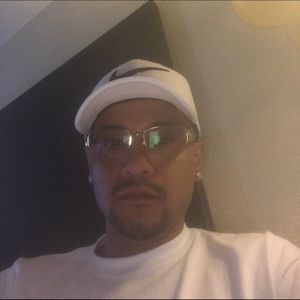 Meet your Posher, Lionel