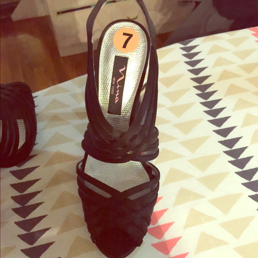Black dress shoe