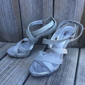 Fioni Night Silver heels