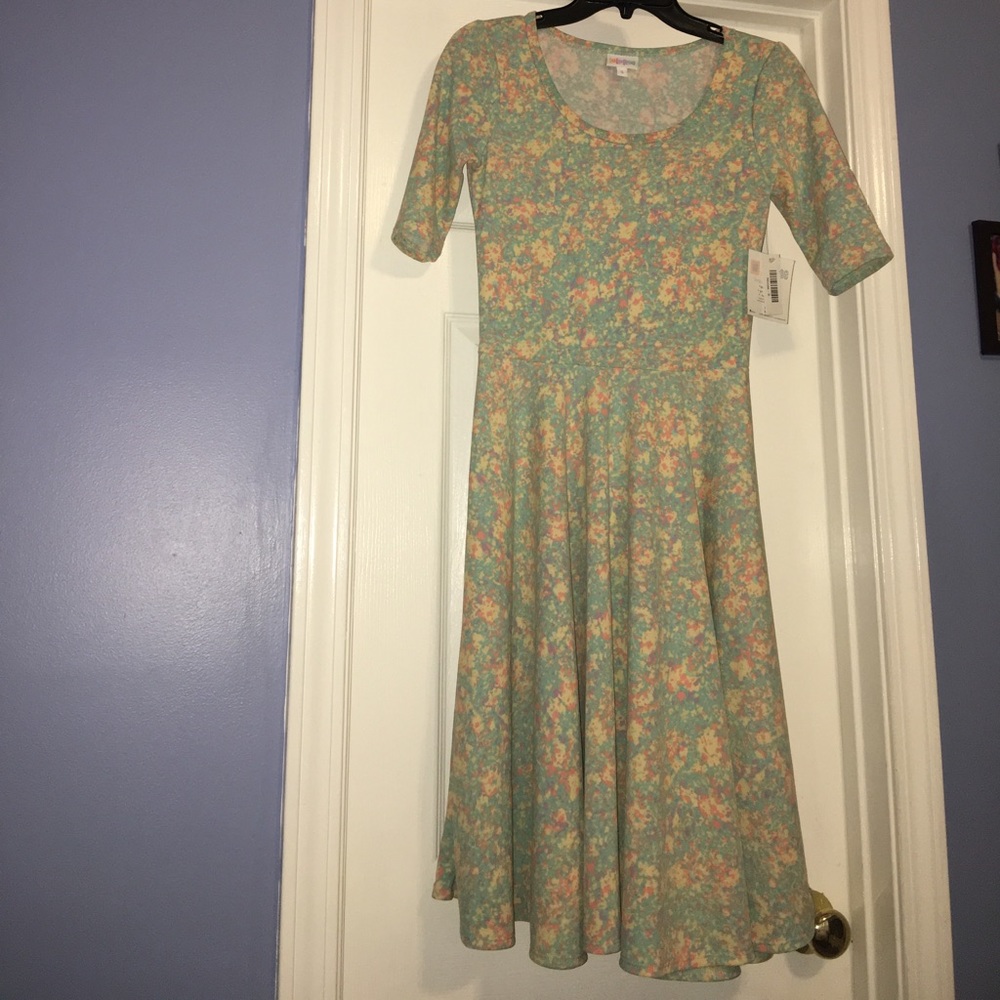 Lularoe Nicole dress