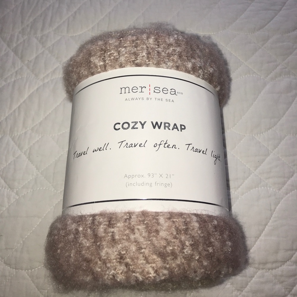 Mer Sea & Co Cozy Wrap in blush