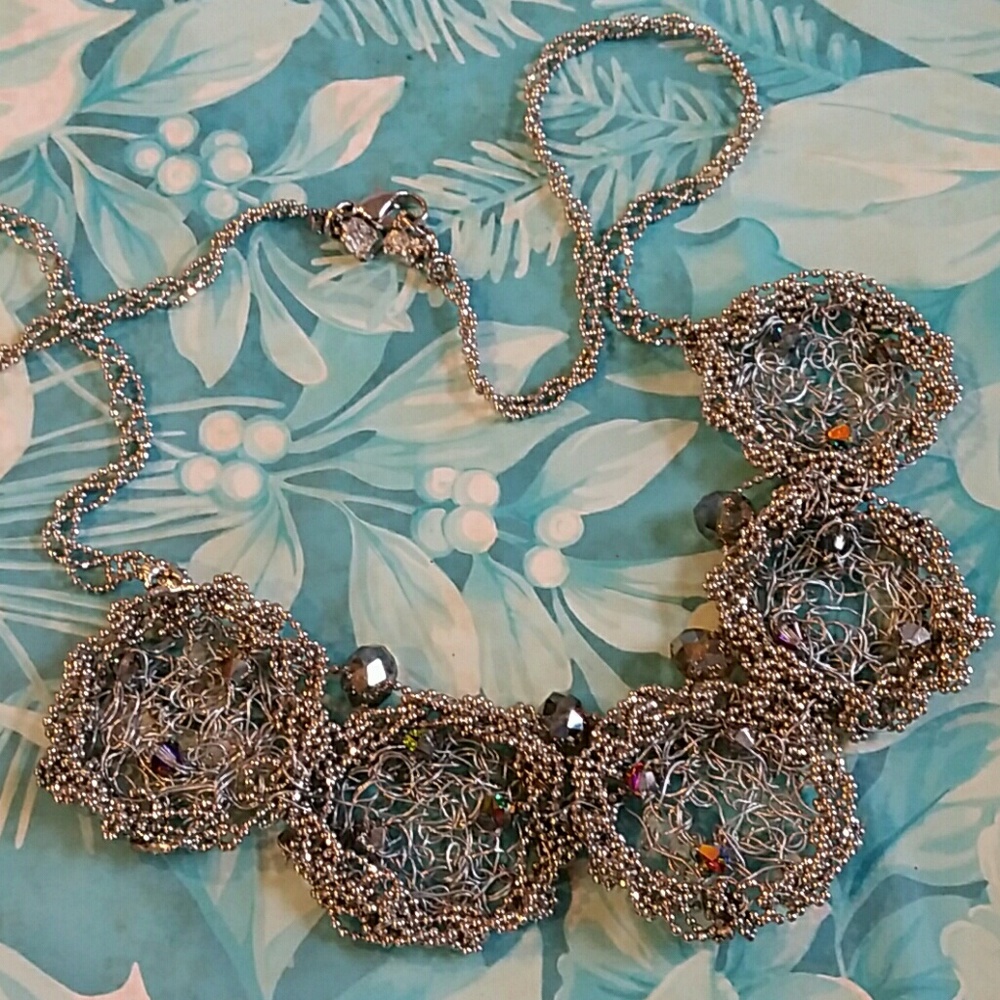 Boutique Necklace NWOT