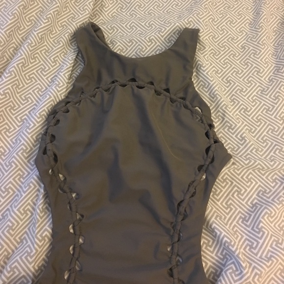 Mikoh mahina one piece - Picture 2 of 5