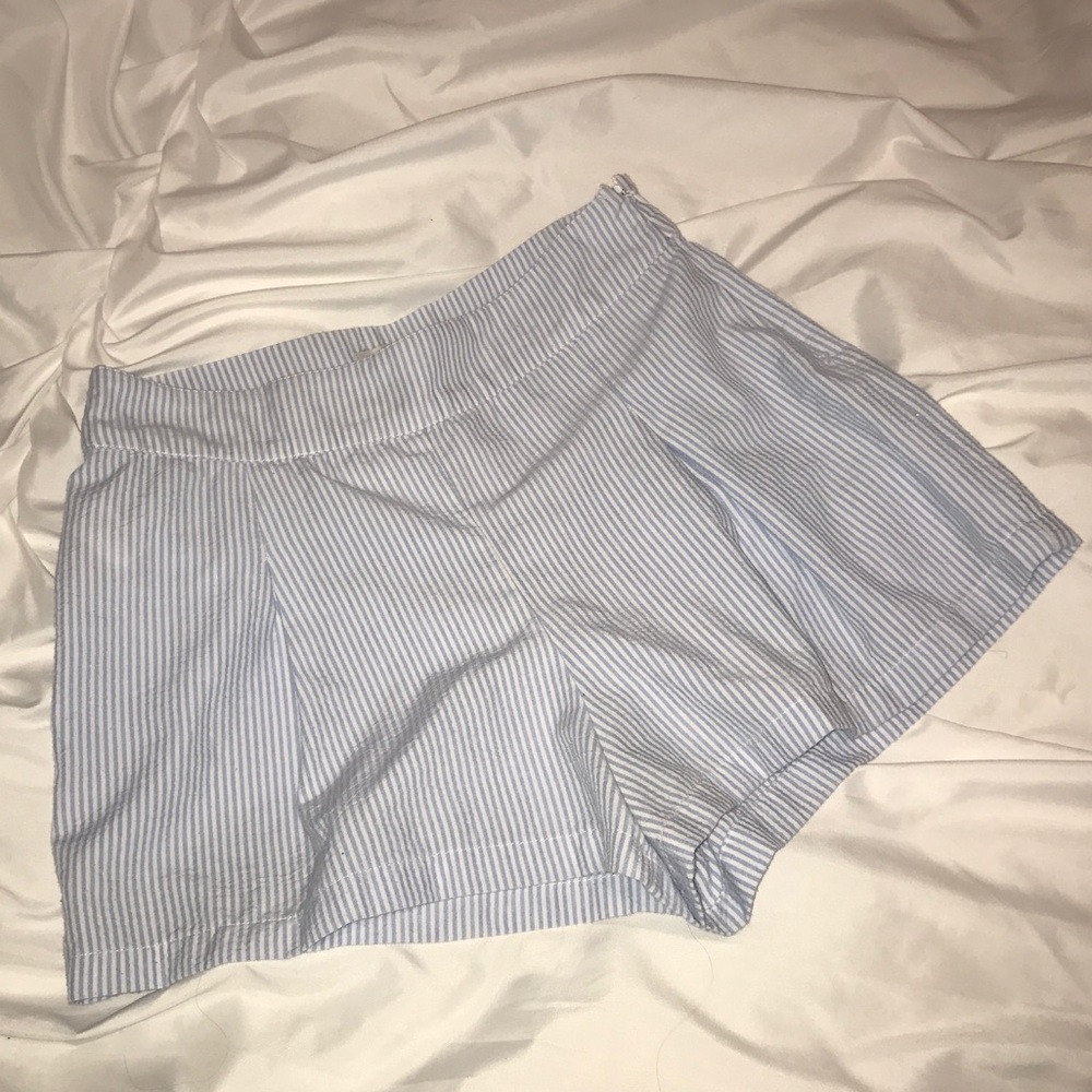 Seersucker high waisted Forever 21 shorts