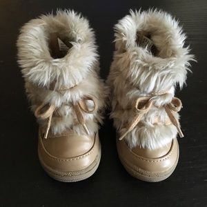 Faux Fur Boots Toddler Size 5