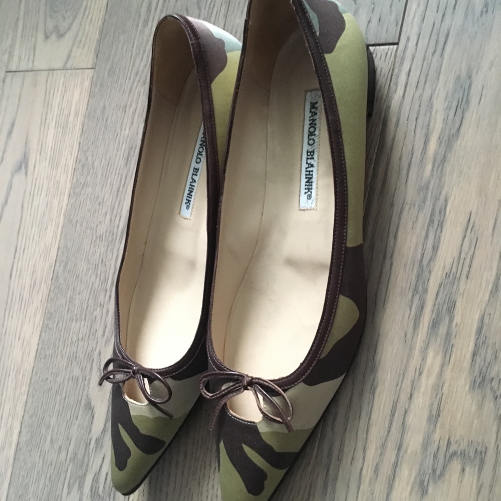 Manolo Blahnik Camo print silk ballet flat