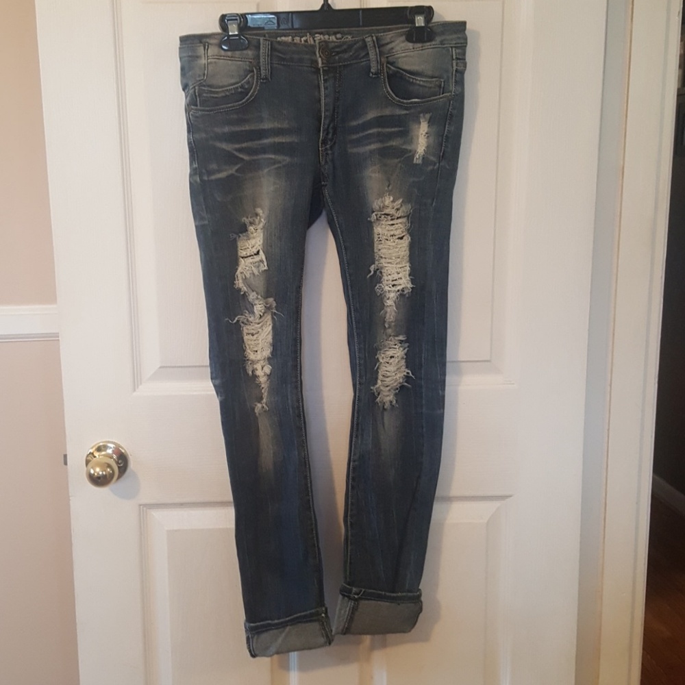 Distressed Skinny Jeans