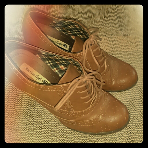 Shoes - American Eagle lace up heels