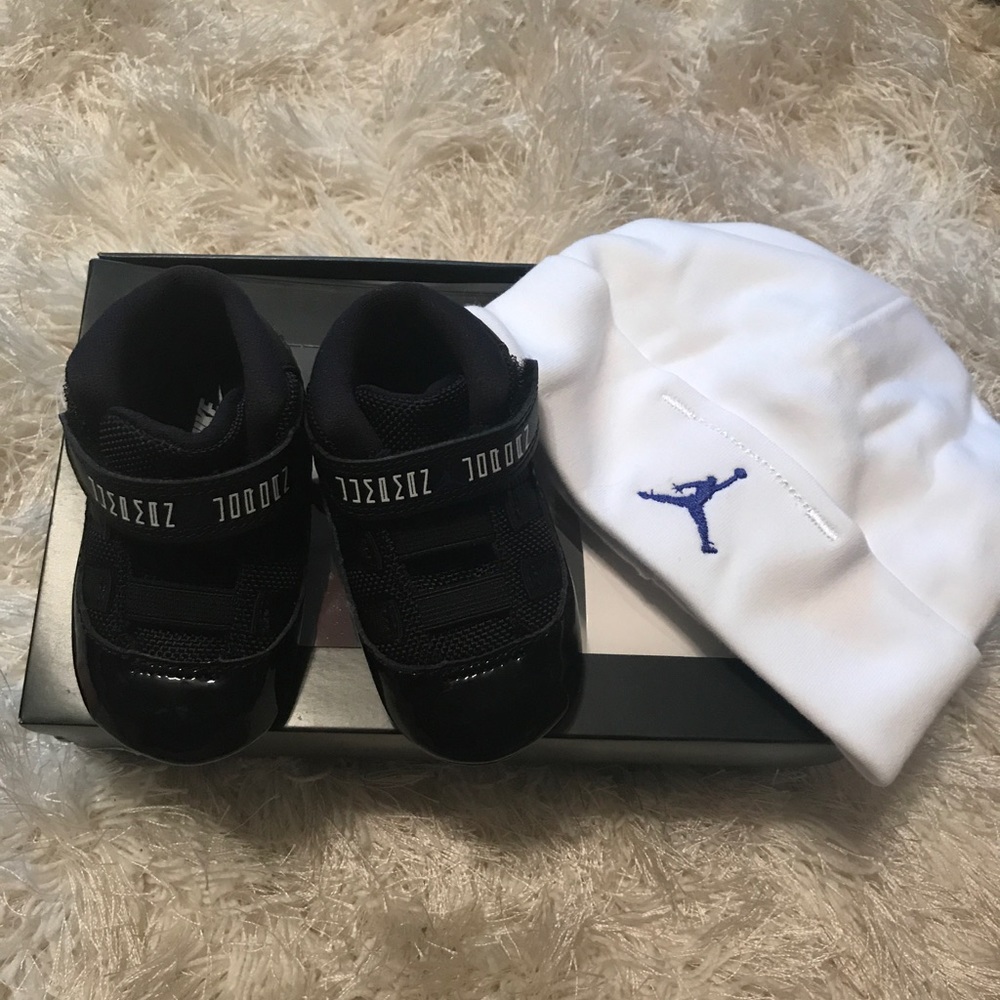 Baby Jordan 11 Retro Gift Pack