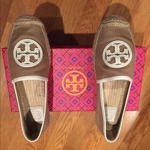 Tory Burch Angus Flat Espadrille-Canvas Authentic