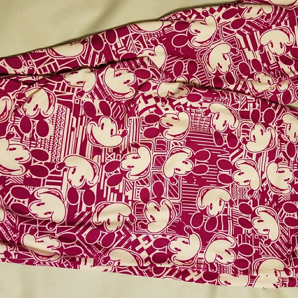TC Disney Lularoe leggings