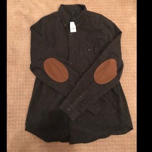 🆕Men's size L J Crew Button Up with elbow patches