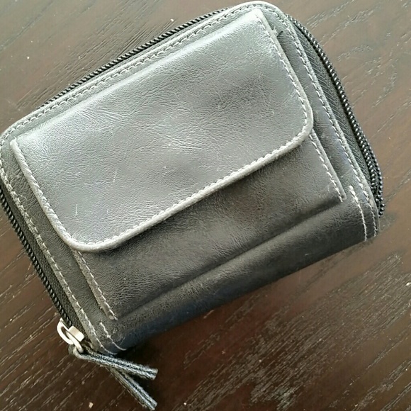 Black Wallet - Picture 4 of 5