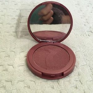 tarte Amazonian blush in "blushing bride"