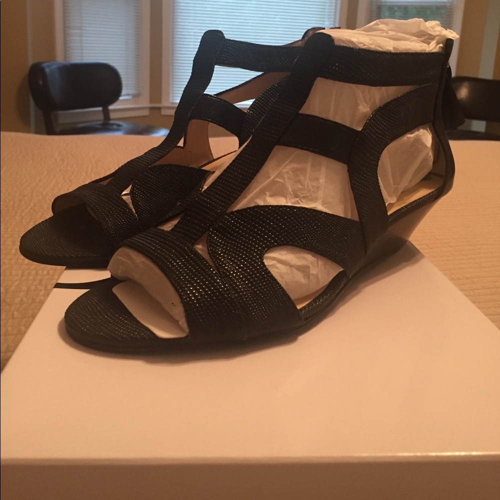 Nine West Black dressy sandals