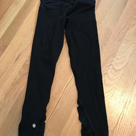 Lululemon Capri Leggings - Picture 2 of 5