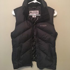 Columbia Puffer Vest. Size S.