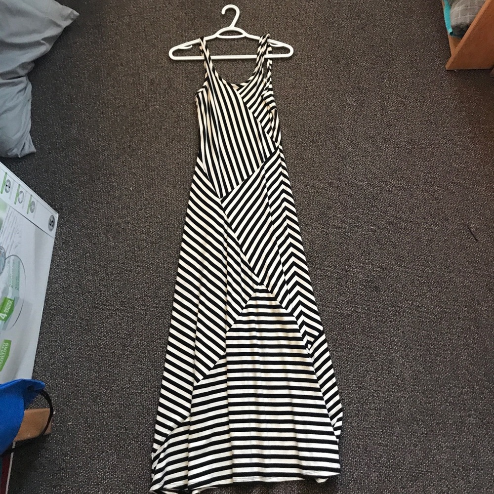 Black and white maxi dress