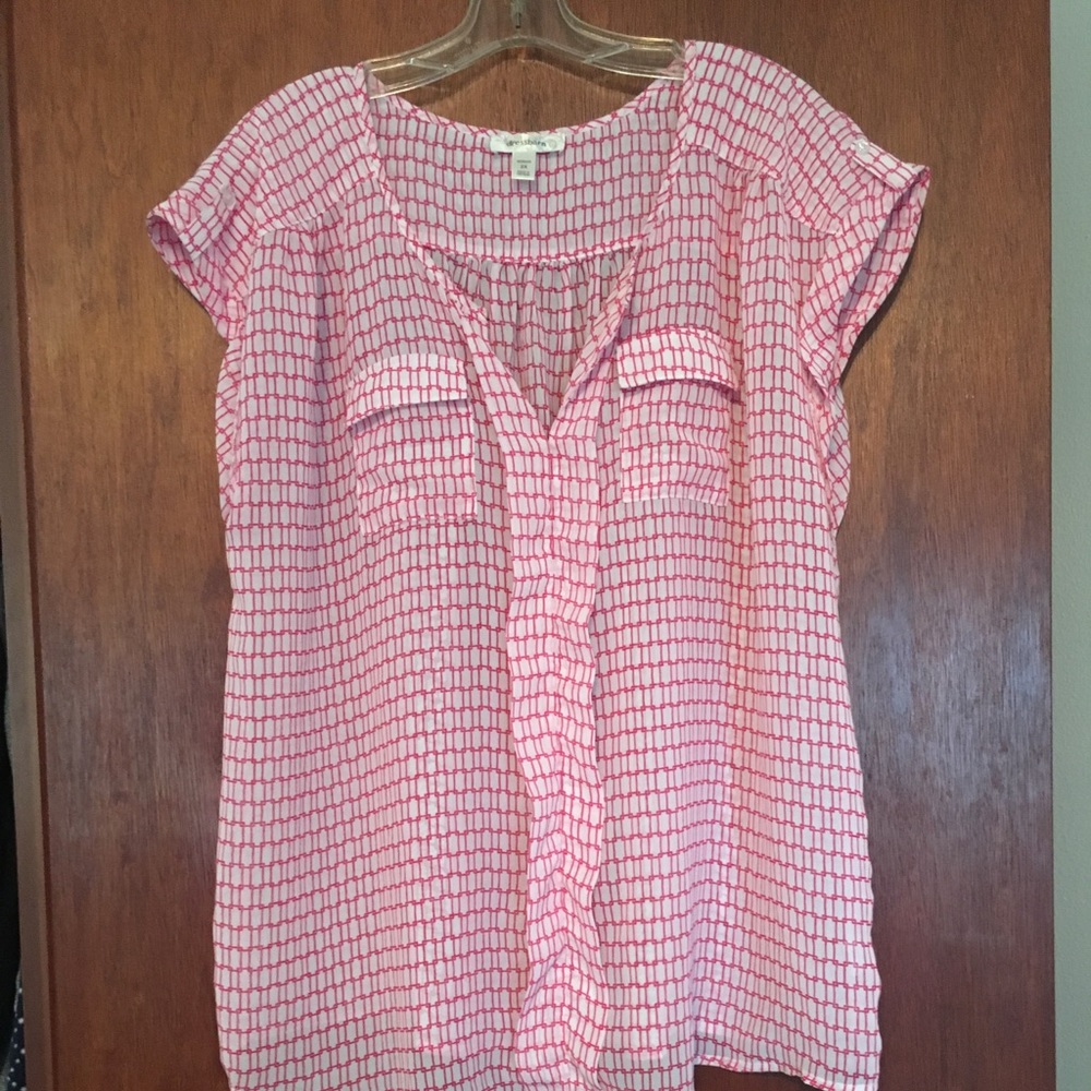 Dress Barn plus size 2x blouse. Sheer with print