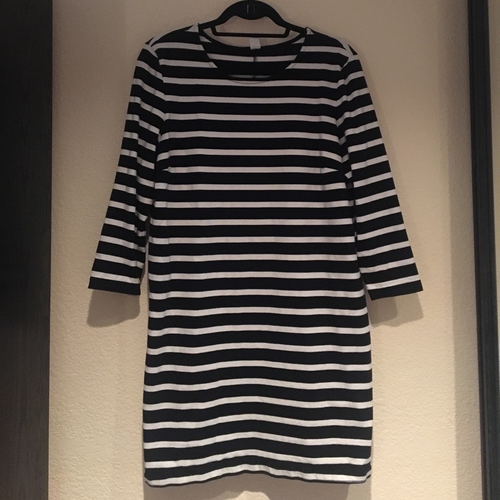 B&W Striped T-shirt Dress