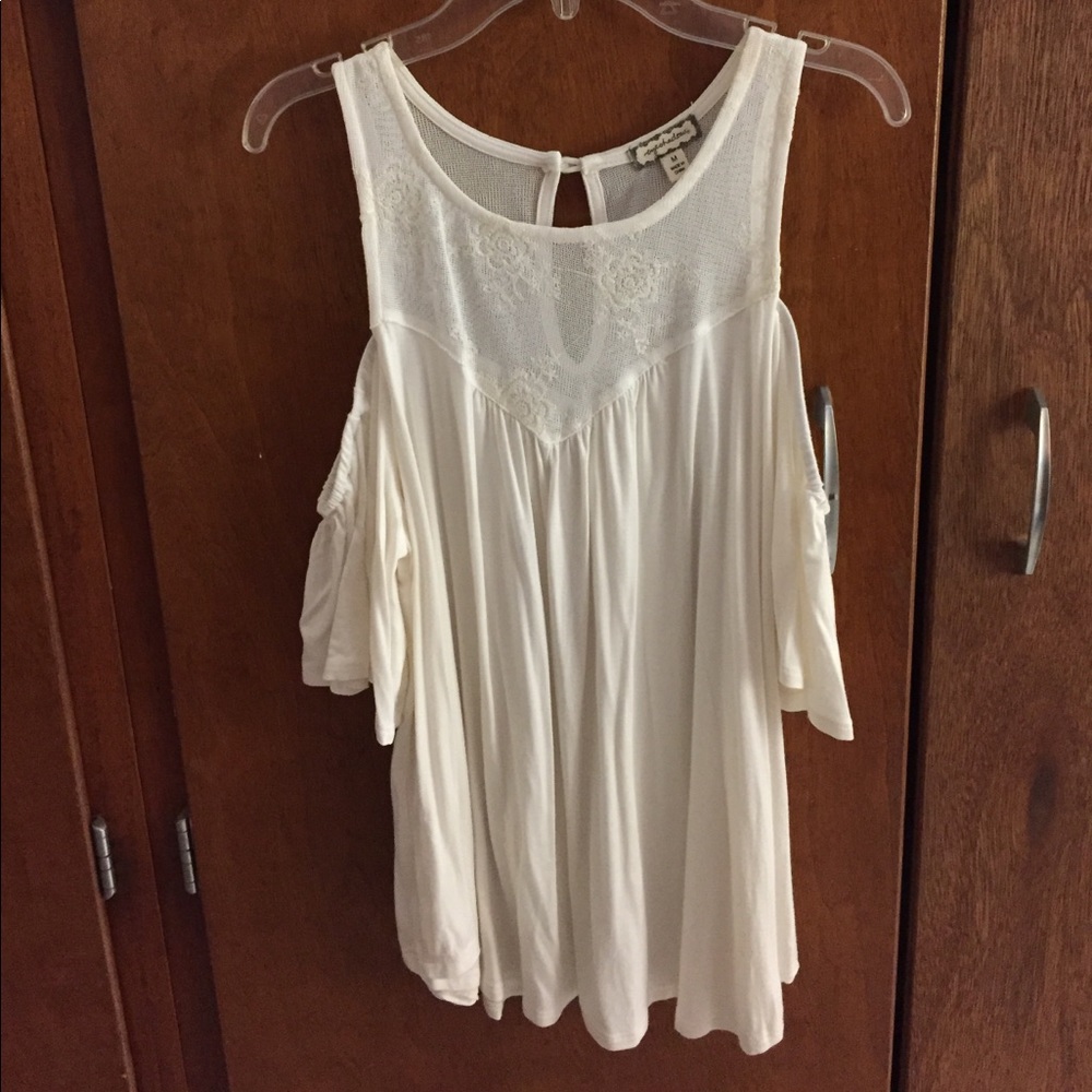 Off White cut out sleeve top