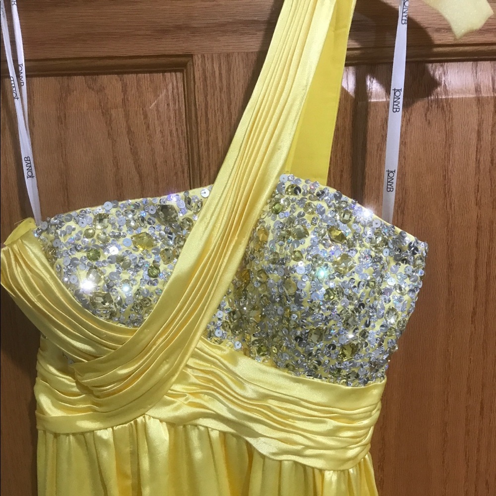 Yellow cocktail dress