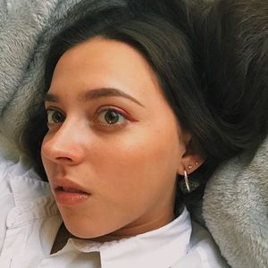 Meet your Posher, Sabrina