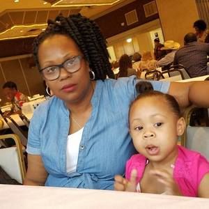 Meet your Posher, Carla