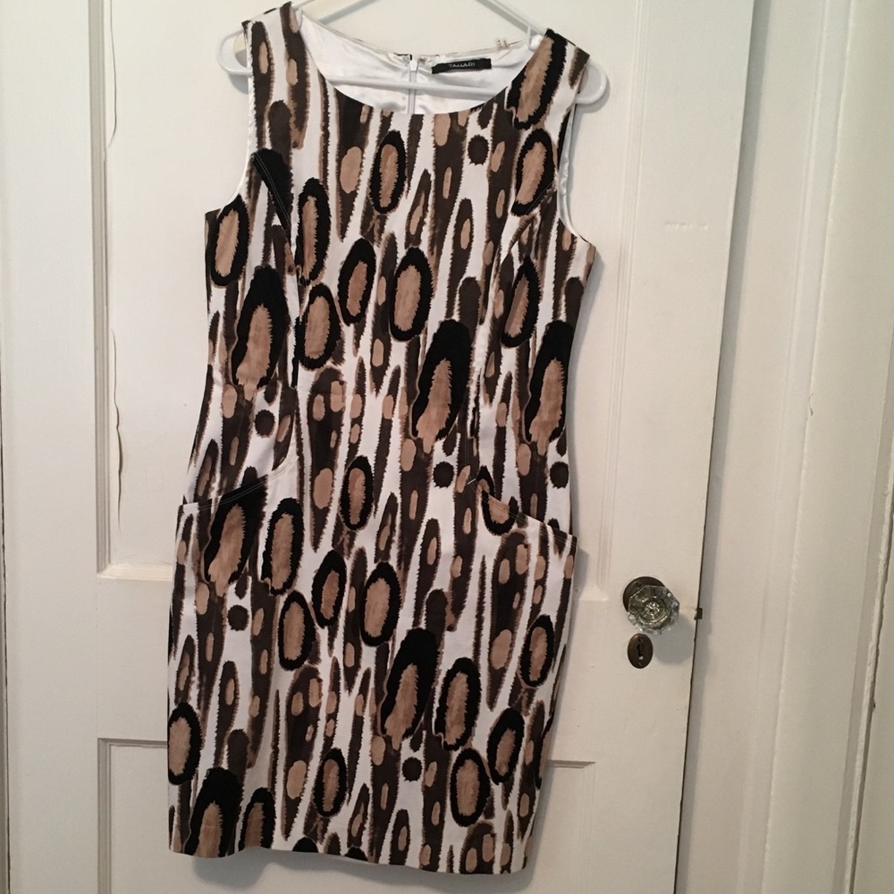 Great year round Tahari dress