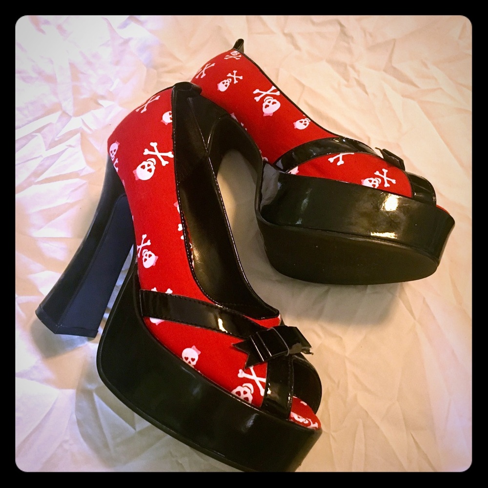 HOT Rockabilly platform heels