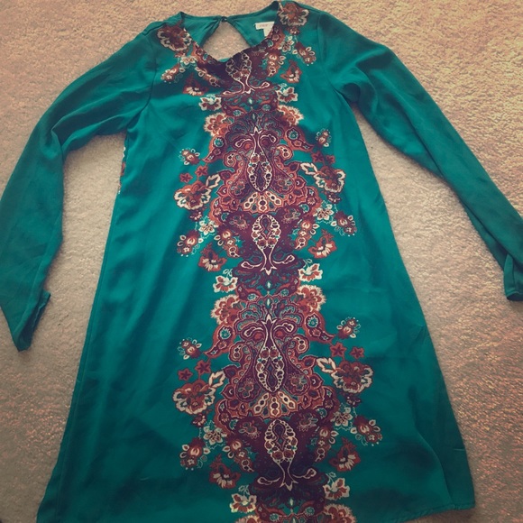 Dress - Picture 1 of 2