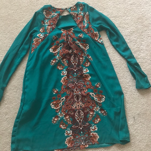 Dress - Picture 2 of 2