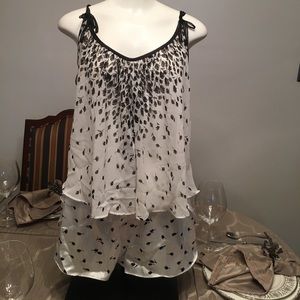 Oscar De Le Renta 2 piece camisole & short set